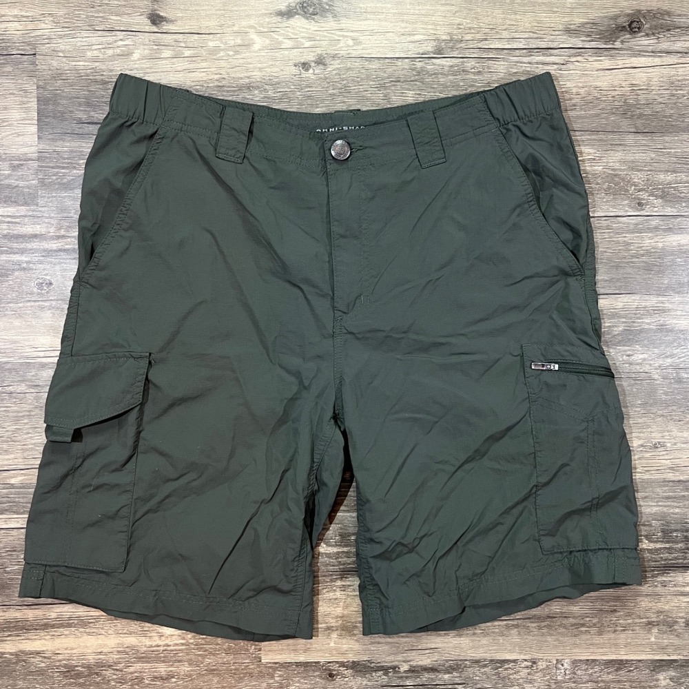 Columbia Omni-Shade Cargo Shorts Men's 34 Green Hiking Utility Gorpcore Outdoor